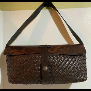 Falor brown woven leather shoulder handbag